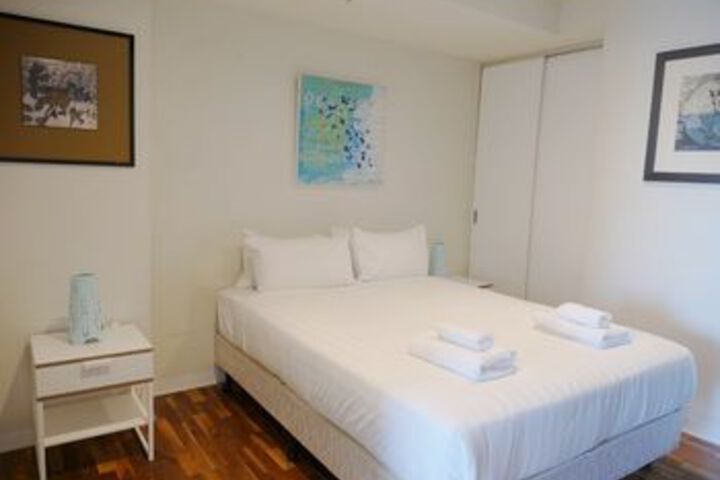 Room 33 of 59