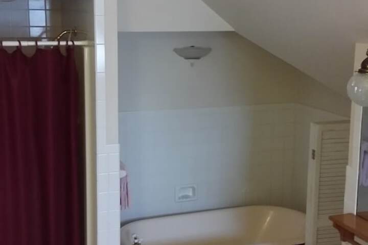 Room 47 of 59