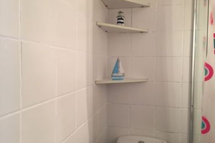 Room 15 of 309