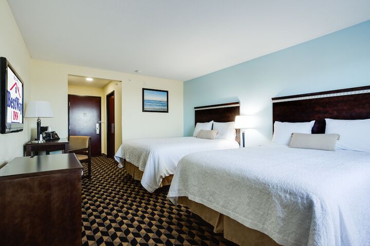 Room 4 of 17