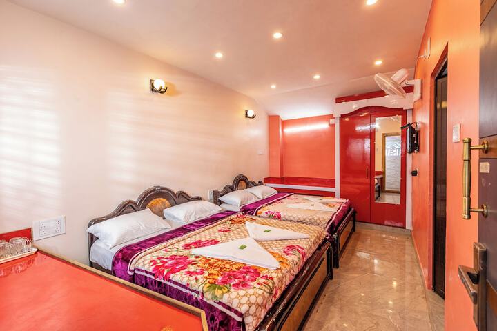 Room 32 of 55
