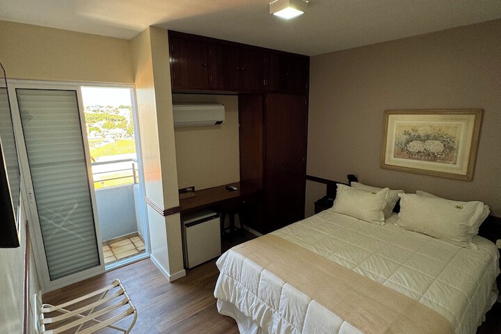 Room 45 of 95
