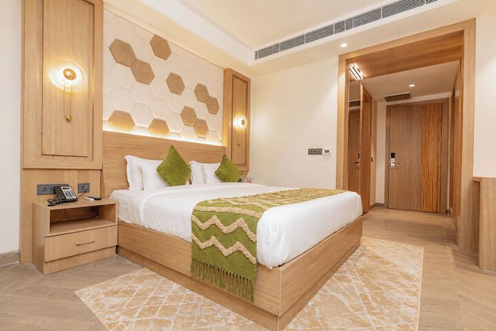 Room 14 of 29