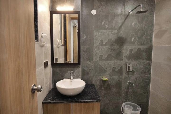 Room 29 of 44