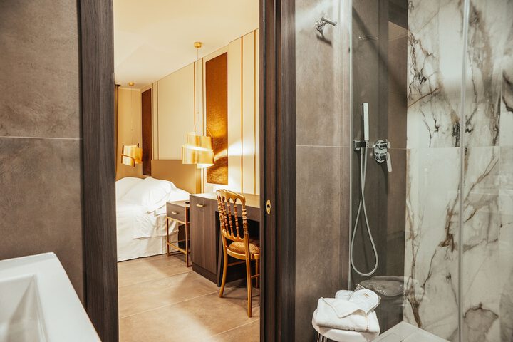 Room 20 of 75