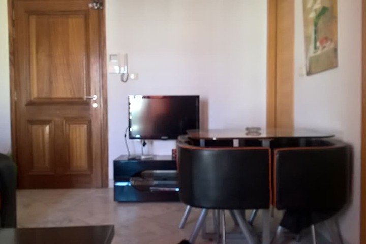 Room 7 of 18