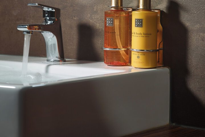 Bathroom Interior Photo