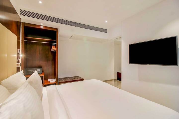 Room 10 of 72