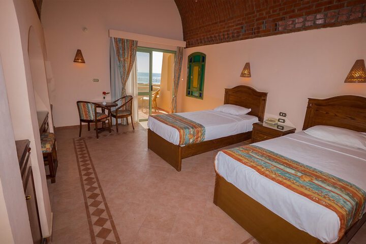 Room 6 of 29