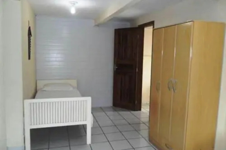 hotel_rooms