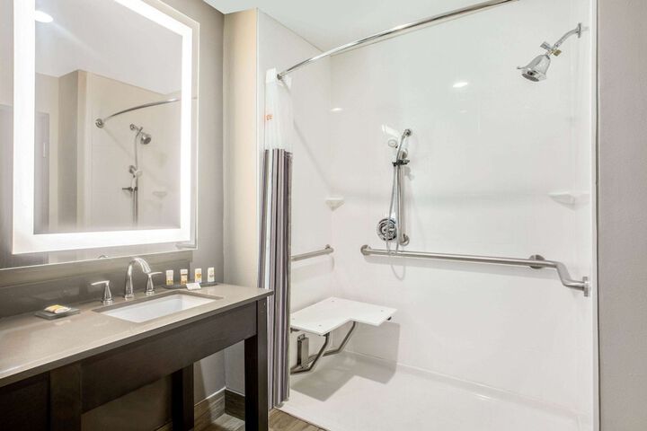 Bathroom shower