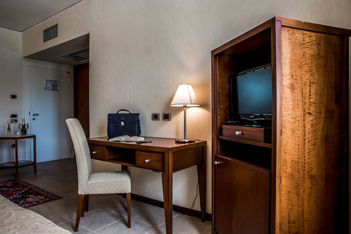 Room 14 of 41