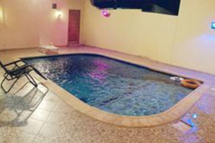 Pool 47 of 94