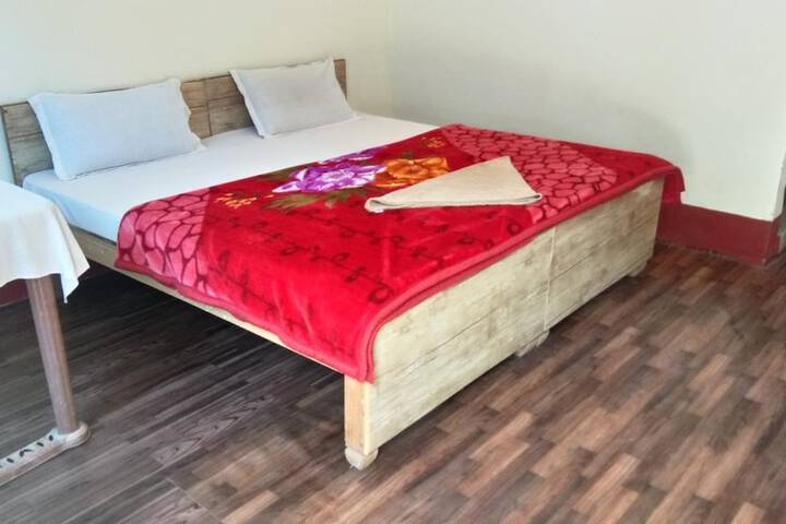 Room 14 of 59