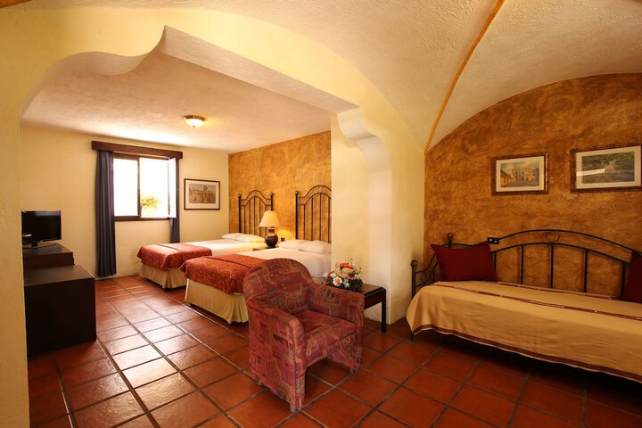 Room 4 of 35