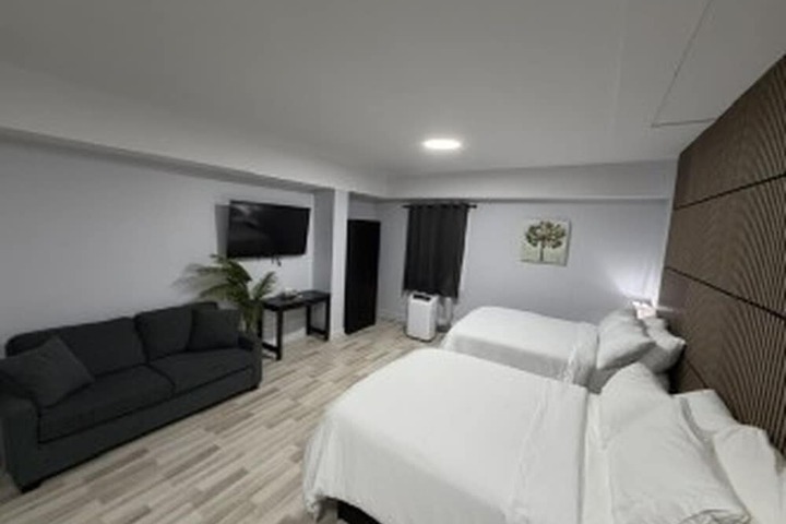 Room 2 of 12