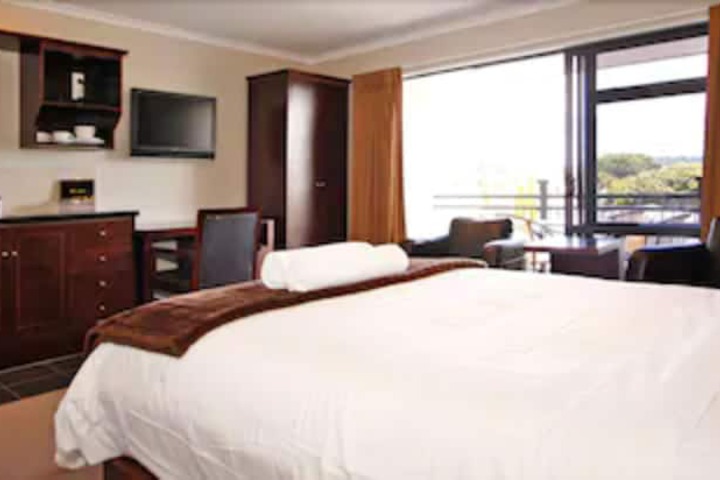 Room 10 of 58