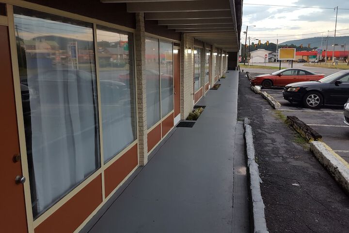 Terrace/Patio 10 of 12