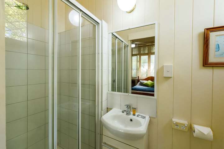 Room 20 of 37