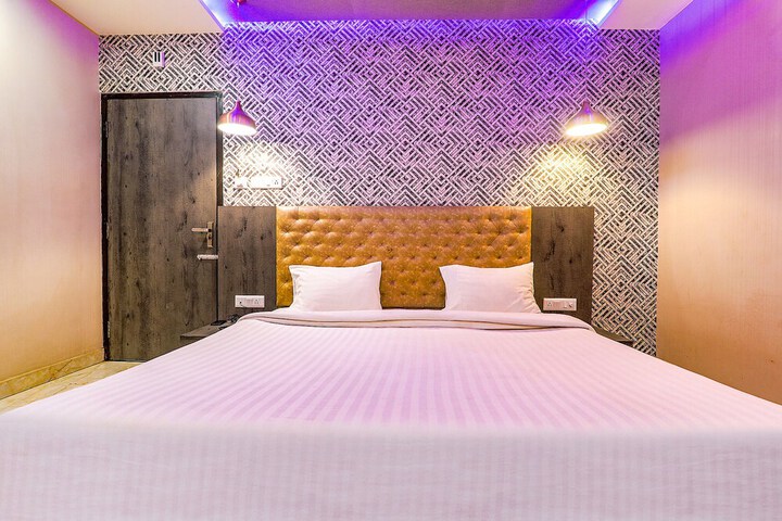 Room 15 of 29