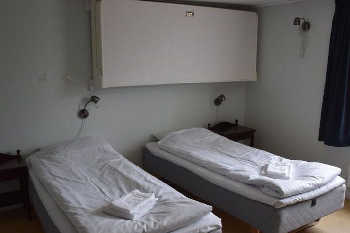 Room 46 of 50