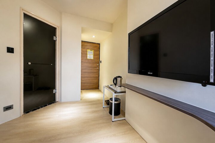 Room 120 of 160