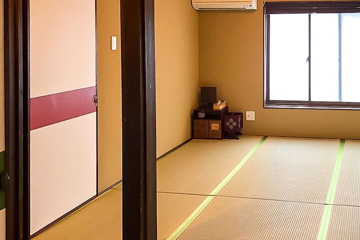 Room 18 of 51