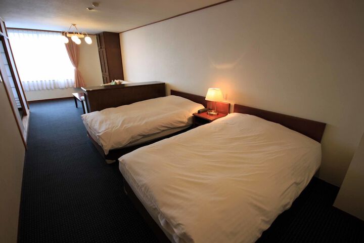 Room 14 of 113
