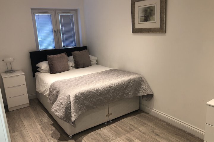 Room 3 of 37