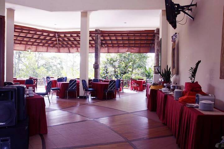 Restaurants