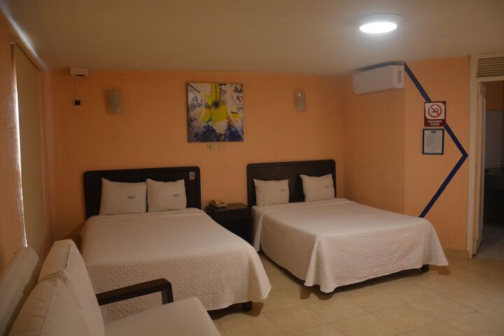 Room 26 of 63