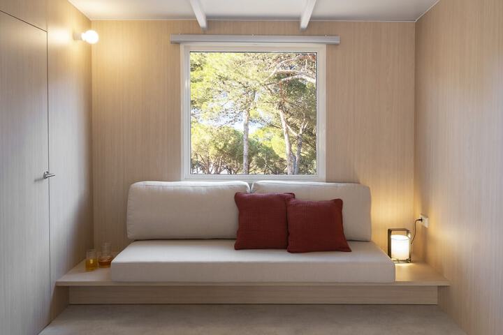 Room 43 of 88