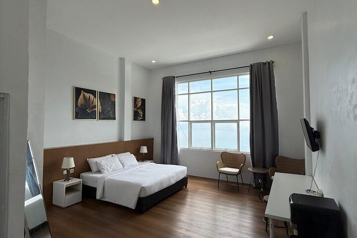 Room 9 of 61