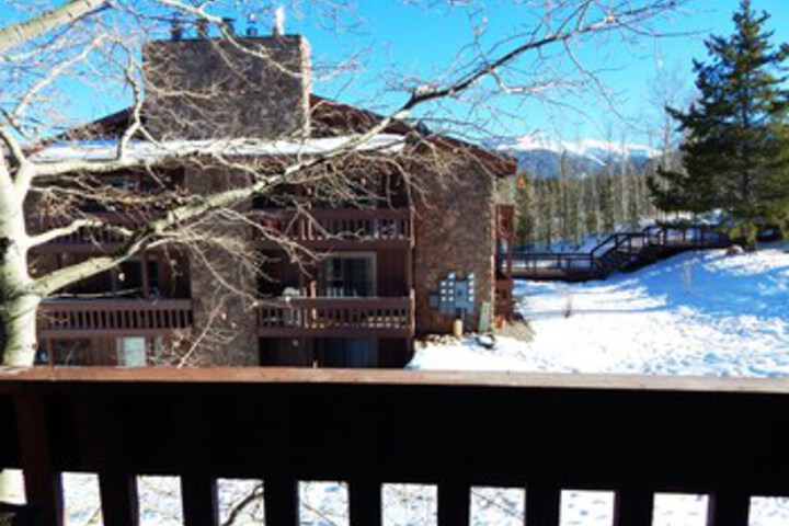 Terrace/Patio 2 of 40