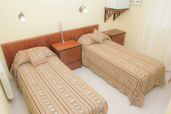 Room 6 of 22