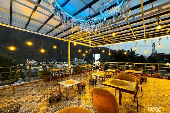 Terrace/Patio 15 of 16