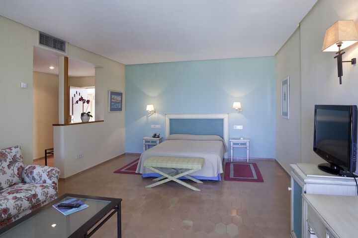 Room 17 of 48