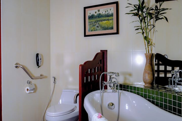 Room 75 of 135