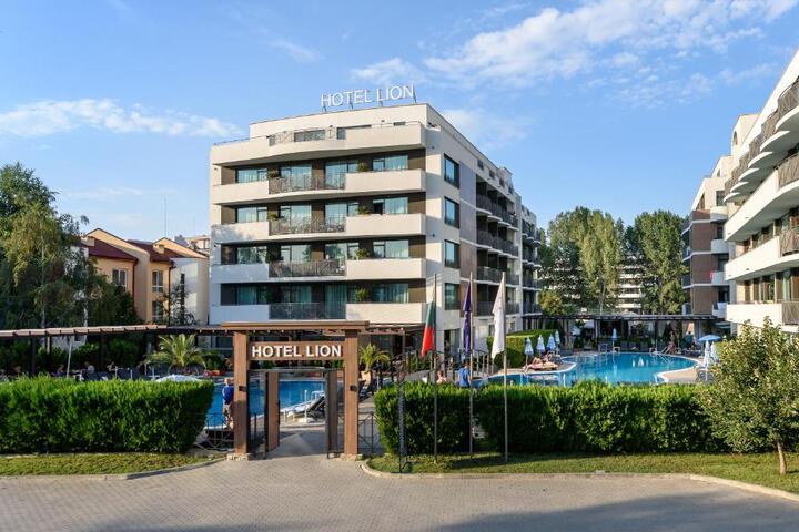 Lion Sunny Beach Hotel