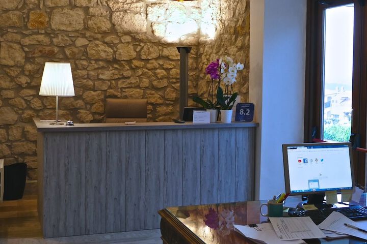 Hotel Interior 4 of 80