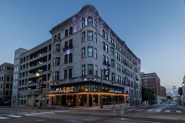 Hotel 105 of 111