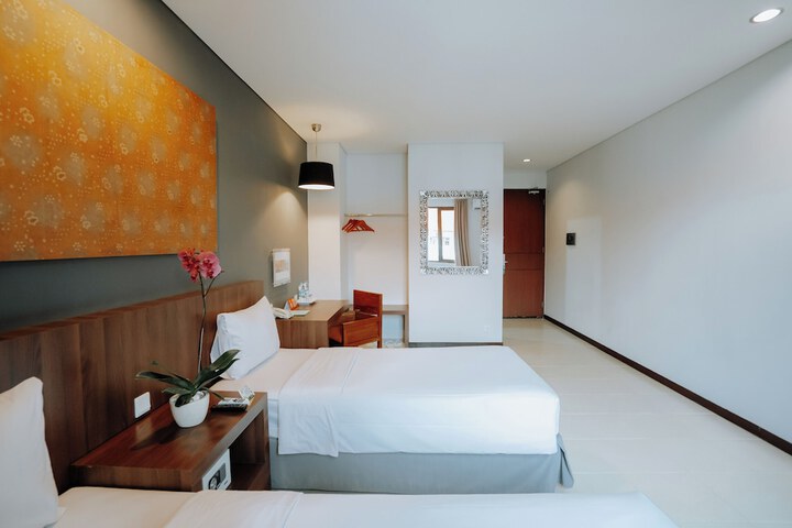 Room 9 of 21