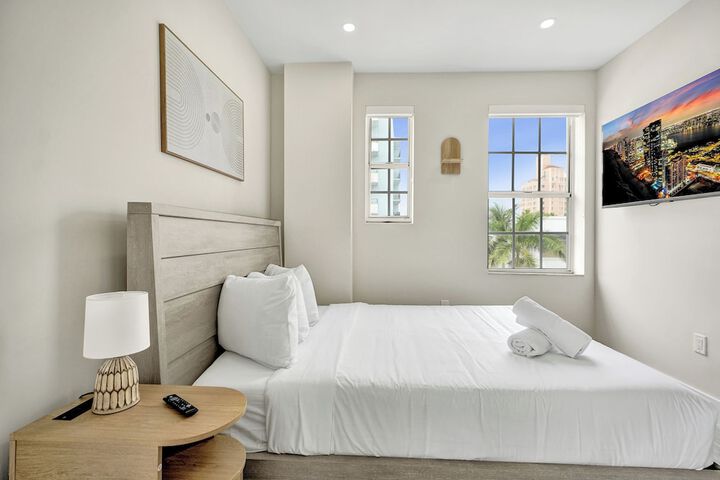 Room 2 of 110