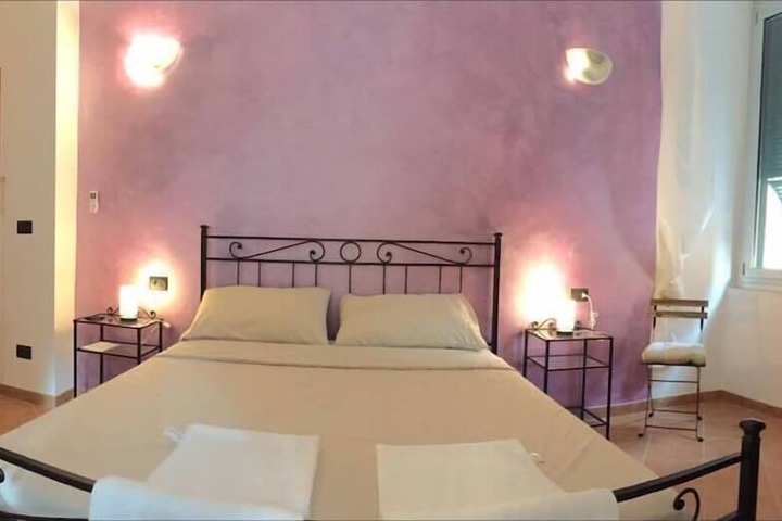 Room 8 of 59