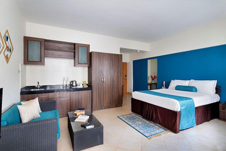 Room 55 of 122