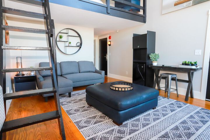 Room 43 of 140