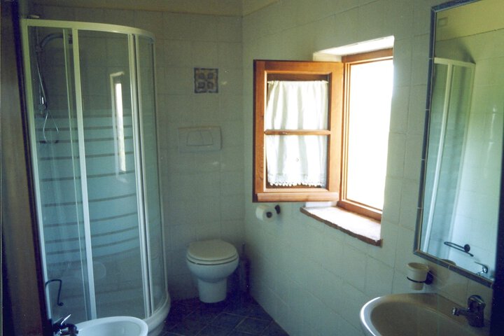 Room 36 of 76