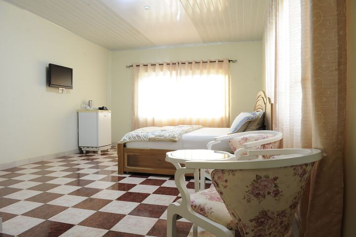 Room 15 of 67