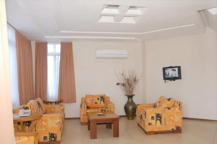 Room 9 of 59
