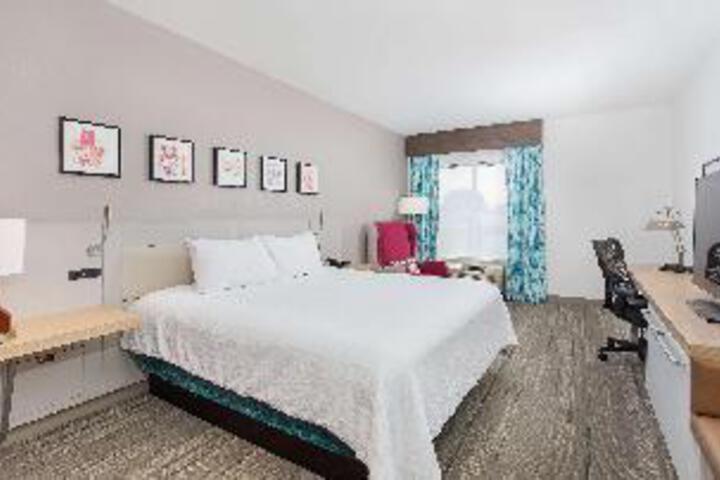 Room 40 of 41
